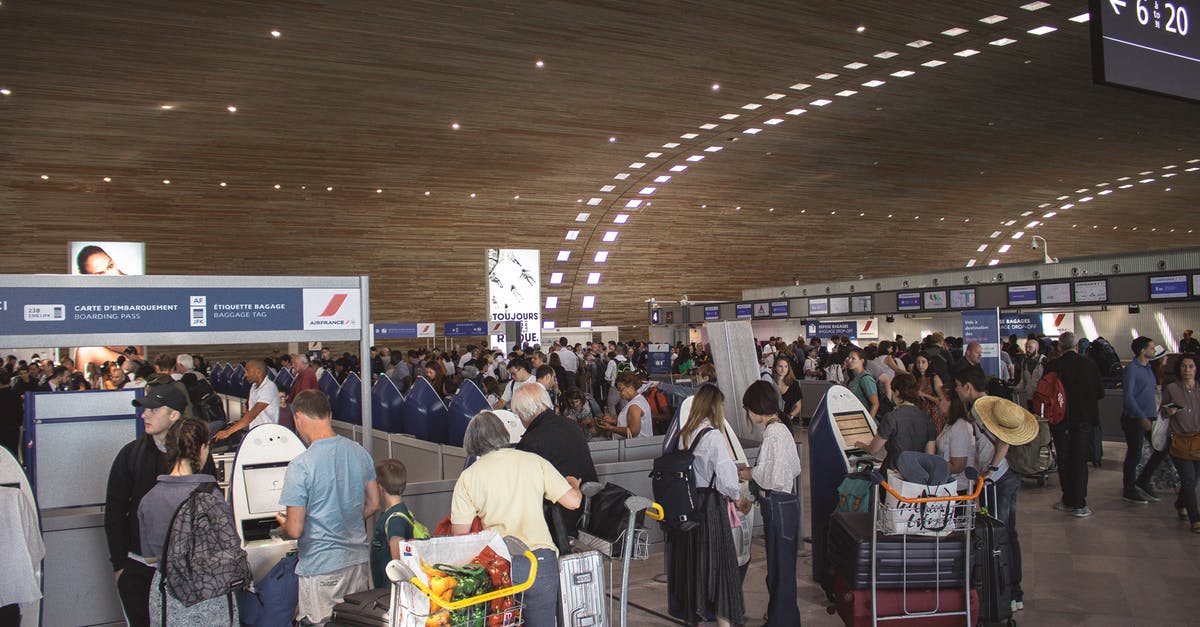 Travelling from Athens to Araxos Airport (Patras) - Photo of People in Airport Travelling from Athens to Araxos Airport (Patras) - Photo of People in Airport