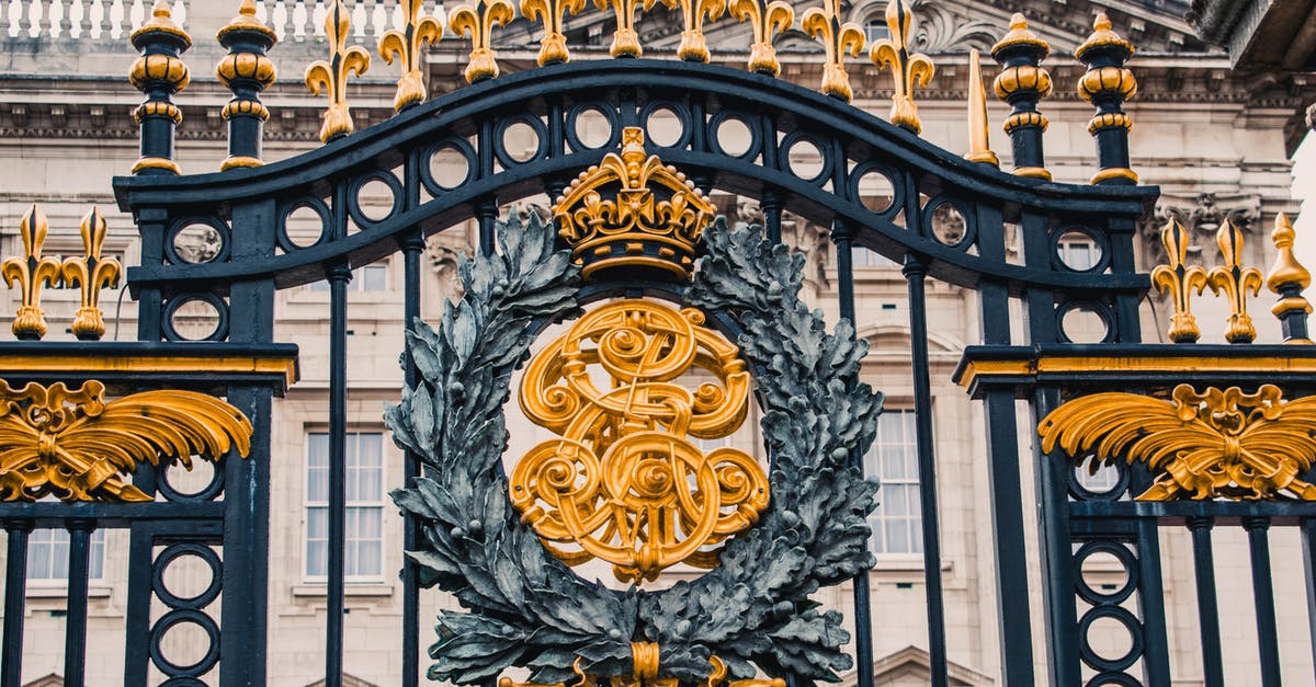 Travelling to UK from India via Srilanka (Tourist Visa) - Close-Up of Gate of Buckingham Palace Travelling to UK from India via Srilanka (Tourist Visa) - Close-Up of Gate of Buckingham Palace