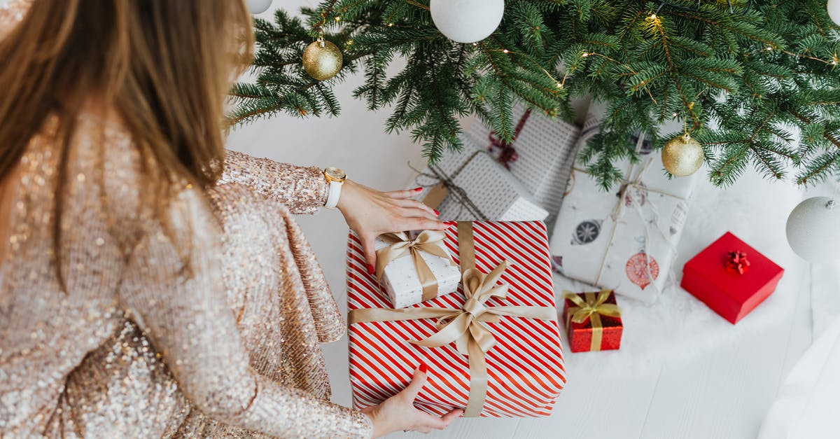 US visitor with gifts over $100. How much hassle? - Presents under Christmas Tree