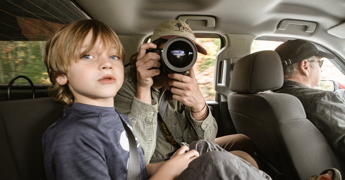 Using child car seats in Cuba? - Toddler Boy Wears Blue Crew-neck Shirt Using child car seats in Cuba? - Toddler Boy Wears Blue Crew-neck Shirt
