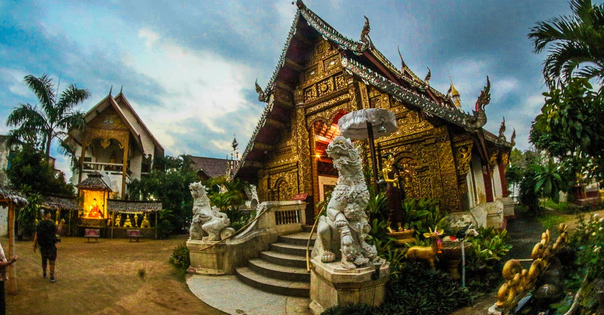 Walking Tours of Chiang Mai, Northern Thailand & The Surrounding Area? - Temple With Two Statues On Entrance