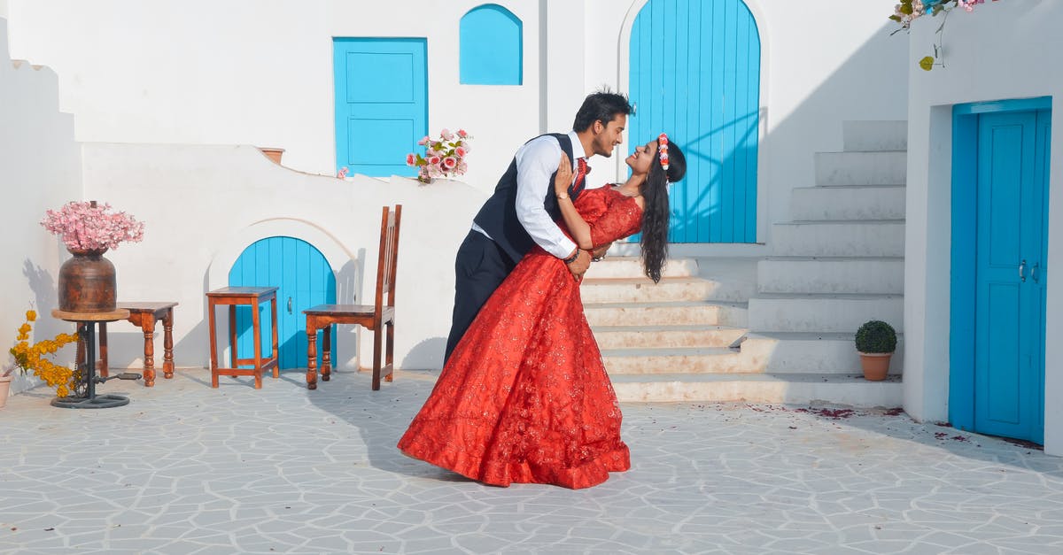 Wedding in May (US) - Family in China and Covid-19 travel restriction [closed] - Couple Near White House