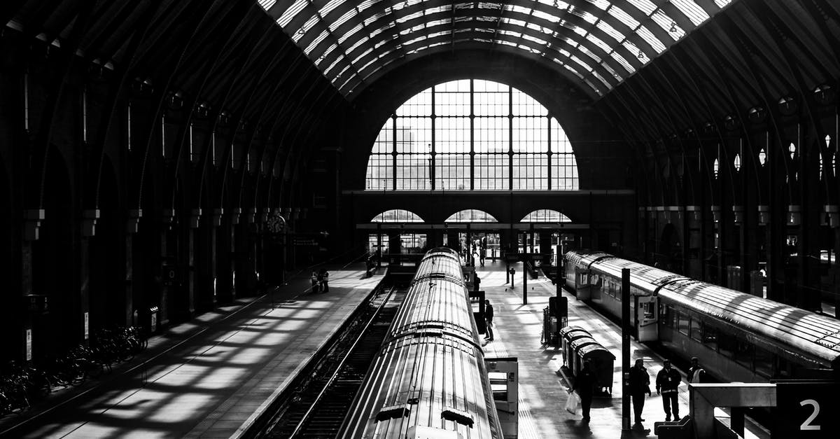 What's the nearest train station to Mont Saint-Michel? - Interior of London Kings Cross Station What's the nearest train station to Mont Saint-Michel? - Interior of London Kings Cross Station
