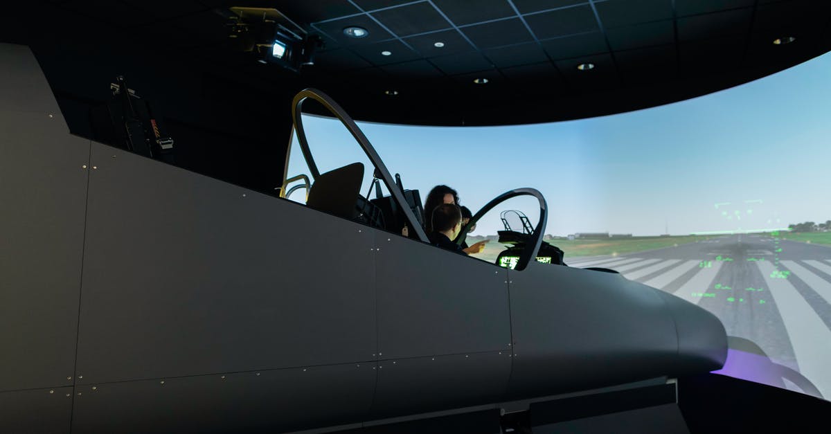 What are the differences between the 'Emirates A380 Experience' and 'iPILOT' flight simulators in Dubai? - Engineer in Flight Simulator