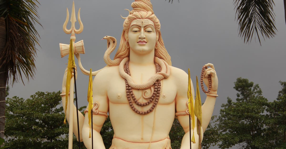 What are these trailside monuments near Visegrád, Hungary? - Gold Statue of a Woman What are these trailside monuments near Visegrád, Hungary? - Gold Statue of a Woman