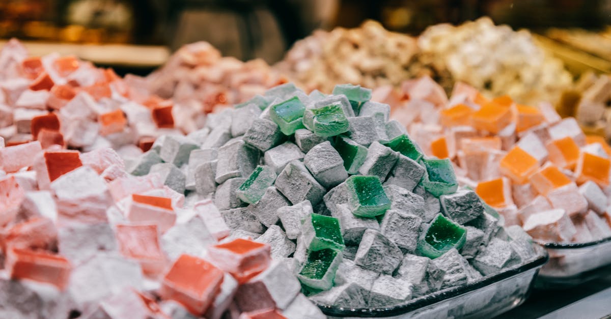 What is the difference between different provinces in India food culture? [closed] - Assortment of sugar starch cubes sprinkled with powdered sugar