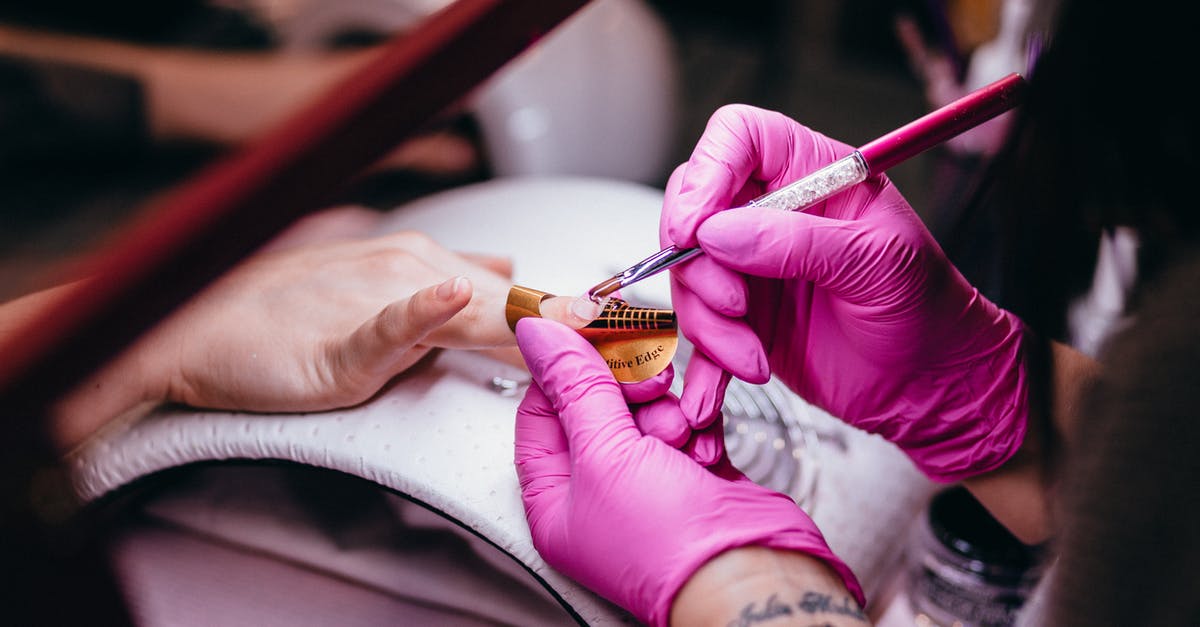 What is the reason for differential treatment between foreign and local customers at Sukiyabashi Jiro? [closed] - Pink Brush