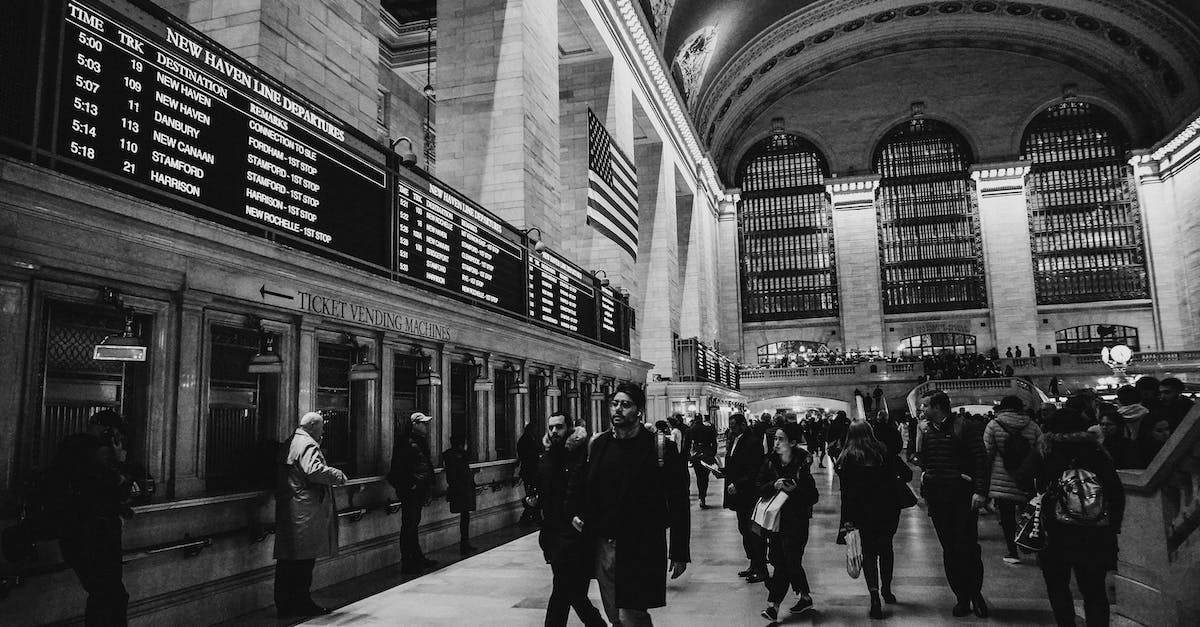 What rights do passengers have when flights in the USA are delayed? - Grayscale Photo of People inside Grand Central Terminal What rights do passengers have when flights in the USA are delayed? - Grayscale Photo of People inside Grand Central Terminal