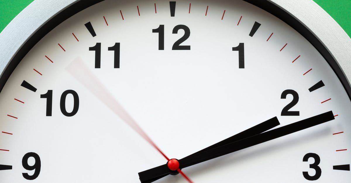 What time does siesta start and finish in Spain? - White Clock Reading at 2:12 What time does siesta start and finish in Spain? - White Clock Reading at 2:12
