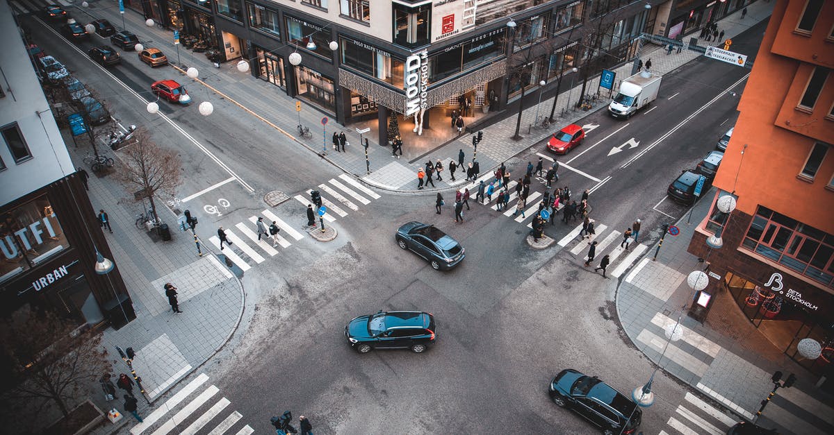 What transportation is available from Costa Rica to Nicaragua? - Vehicles and People on Road What transportation is available from Costa Rica to Nicaragua? - Vehicles and People on Road