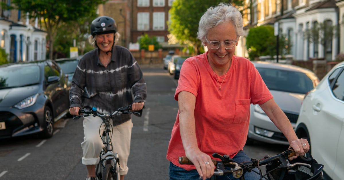 Where can I find a list of cities with public bicycles available in Europe? - Older female couple together Where can I find a list of cities with public bicycles available in Europe? - Older female couple together