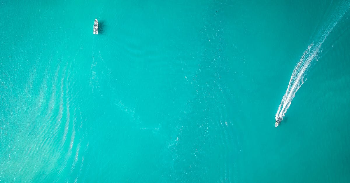 Where can one still sail on cruise ships without being vaccinated, with the least possible differences of treatment on board? - Aerial azure sea with floating boats Where can one still sail on cruise ships without being vaccinated, with the least possible differences of treatment on board? - Aerial azure sea with floating boats