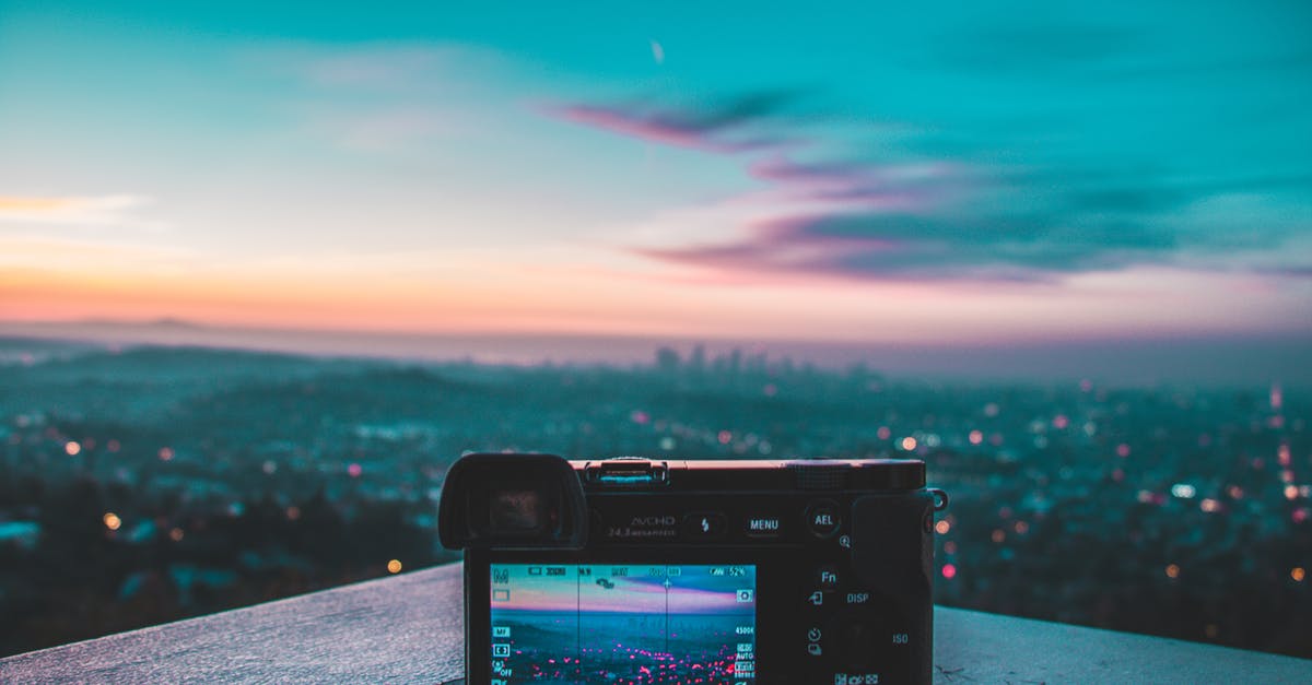 Where was this photo taken? Windows 10 photo lock screen [duplicate] - Camera Taking Picture of City