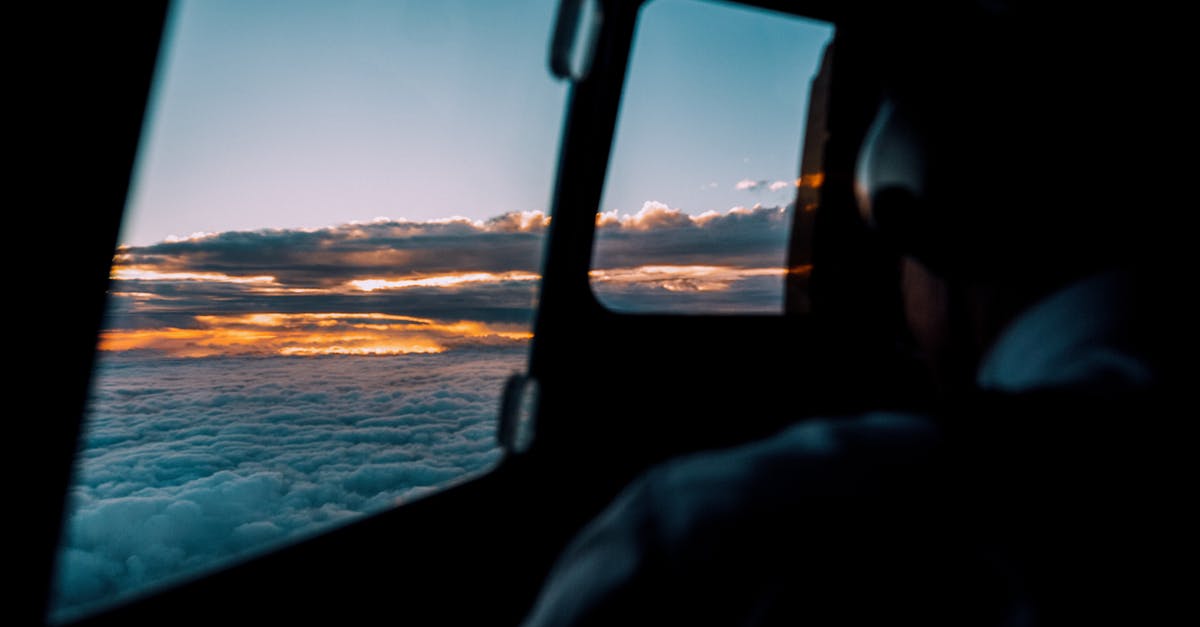 Which Horizon airlines (Alaska airlines) routes still uses turboprop planes? - Silhouette of pilot controlling airplane while flying high above fluffy clouds in sky Which Horizon airlines (Alaska airlines) routes still uses turboprop planes? - Silhouette of pilot controlling airplane while flying high above fluffy clouds in sky