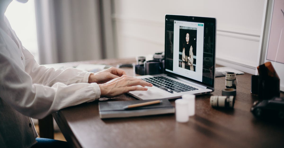 Which website to use when choosing local US flights? - Selective Focus Photography of Woman Using Macbook Pro Which website to use when choosing local US flights? - Selective Focus Photography of Woman Using Macbook Pro