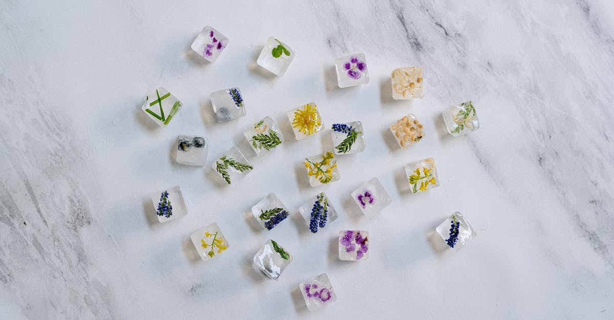 Why are there holes in ice cubes in airplanes? - Yellow and White Plastic Toy Why are there holes in ice cubes in airplanes? - Yellow and White Plastic Toy