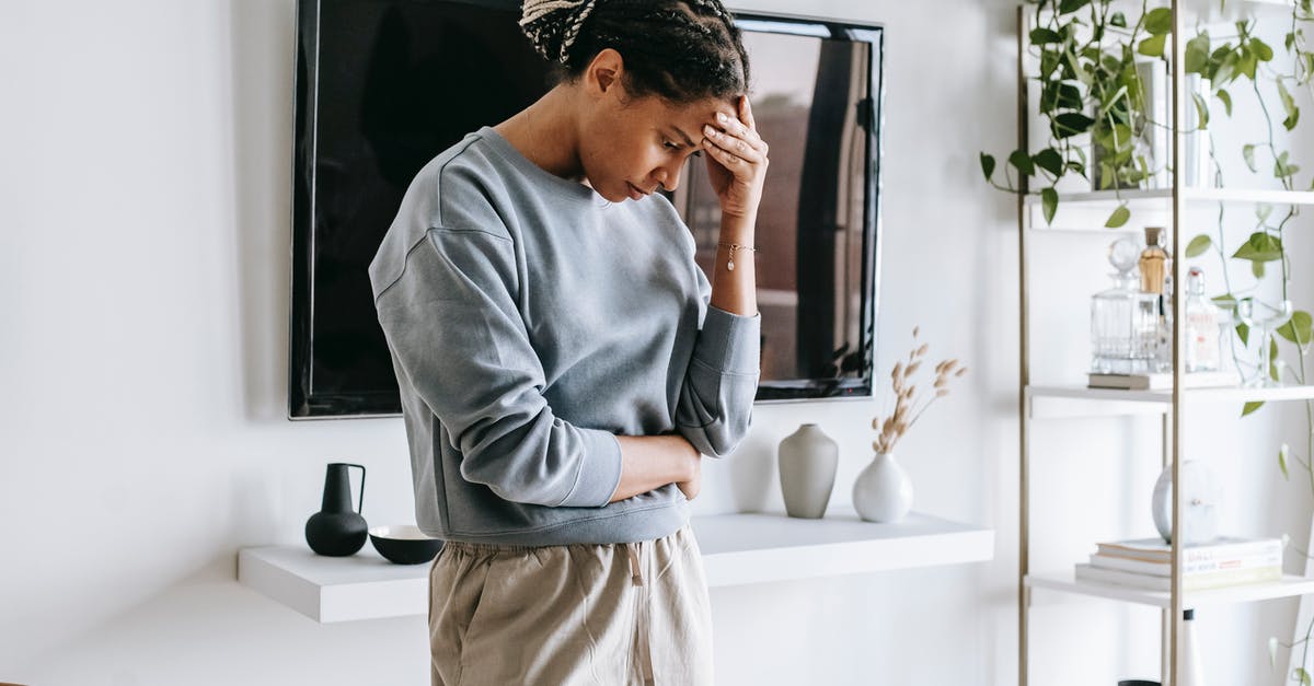 Will I have trouble getting a B1/B2 visa after overstaying my ESTA by 1 day? - African American woman standing in light room Will I have trouble getting a B1/B2 visa after overstaying my ESTA by 1 day? - African American woman standing in light room
