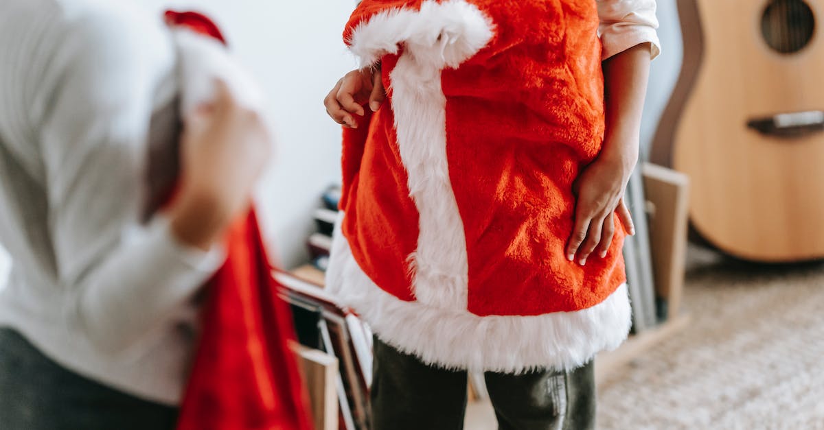 Winter apparel for Europe (November-December) - Crop children with Santa Claus costumes Winter apparel for Europe (November-December) - Crop children with Santa Claus costumes