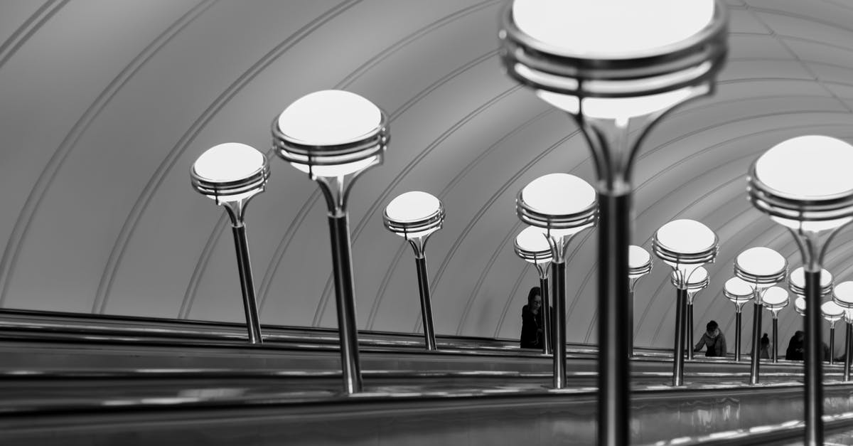World's longest purpose-built pedestrian tunnel? - Old-fashioned escalator tunnel design World's longest purpose-built pedestrian tunnel? - Old-fashioned escalator tunnel design
